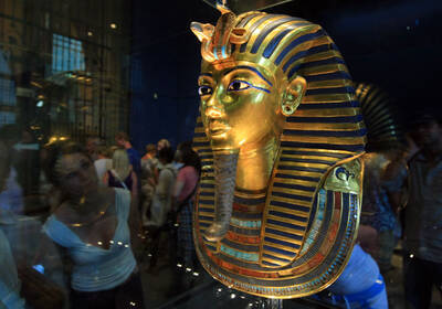 Раскрыты скрытые детали жестокого извлечения мумии Тутанхамона