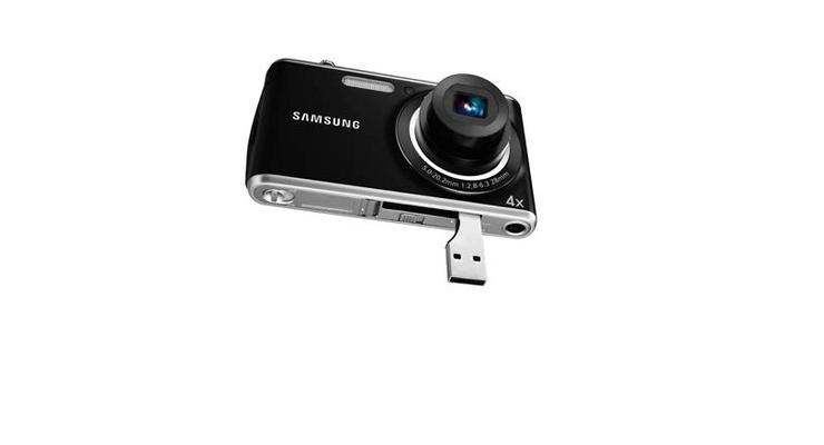 Выпущен фотоаппарат с выдвижным USB-разъемом