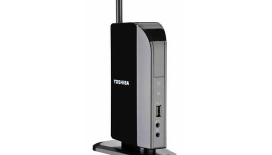 Toshiba состыкует сразу три монитора