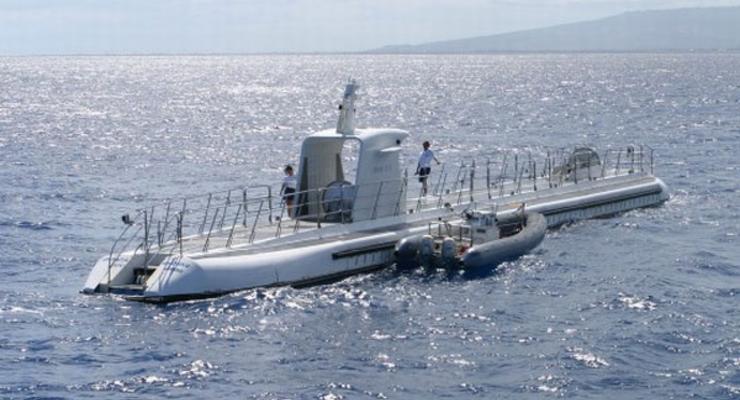 Подводная лодка умеет разгонять тайфуны