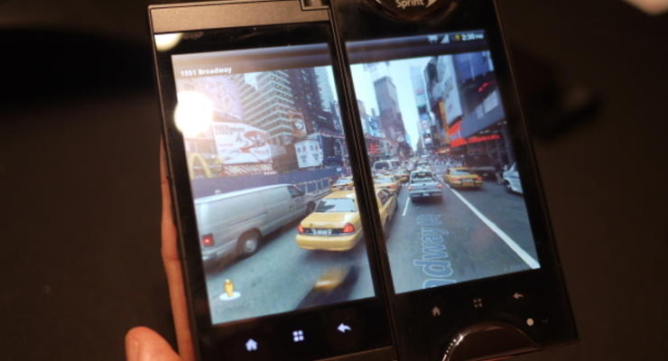 В США показали Android-смартфон с двумя экранами