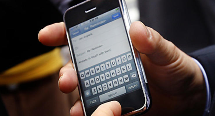 iPhone избавит от «пьяных записей» в Facebook