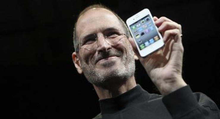 Белые iPhone 4 появятся в продаже уже в этом месяце