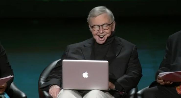 MacBook заменил голос человеку, который лишился челюсти