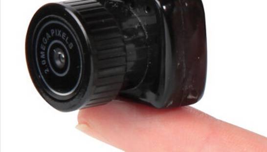 Выпущена самая маленькая фотокамера в мире