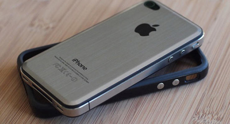 Владельцы iPhone 4S жалуются на телефон