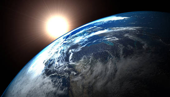 На Солнце появилось гигантское пятно