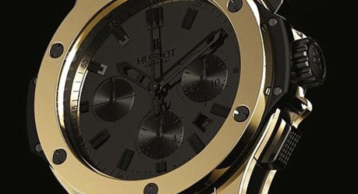 Швейцарцы создали пуленепробиваемые часы из золота