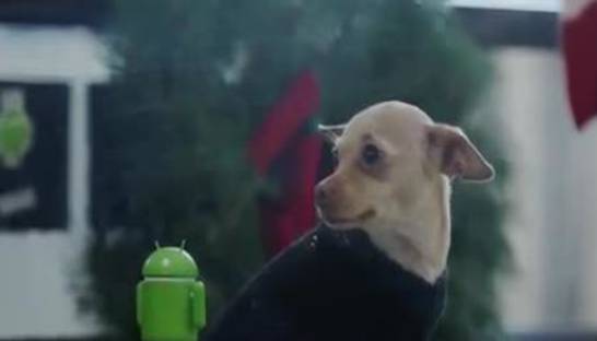 Android поздравил всех с праздниками (ВИДЕО)