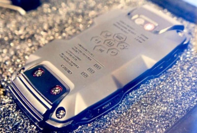 Casio создала защищенный телефон для любителей экстрима / overclockers.ru