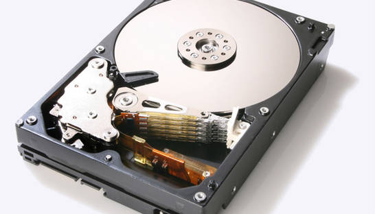 Начались продажи самого вместительного и быстрого жесткого диска