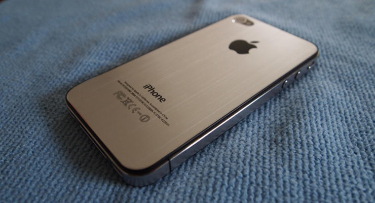 Слухи: iPhone 5 выйдет в июне