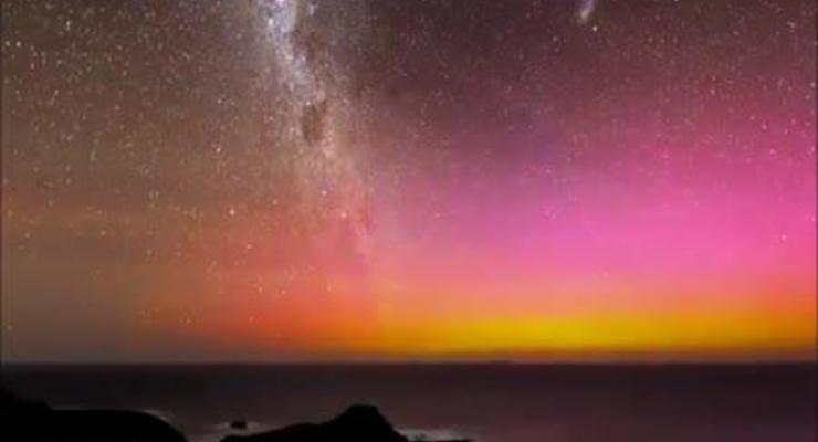 Южная Аврора: Впечатляющее полярное сияние (ВИДЕО)