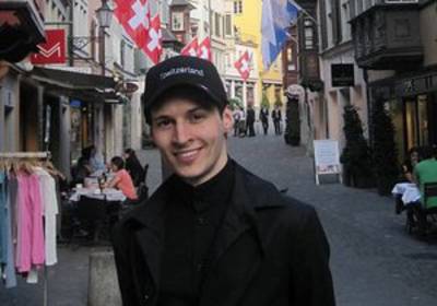 ВКонтакте начала закрывать клубы самоубийц