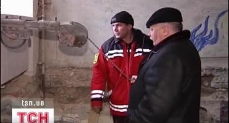 Горе-строители: В центре Киева запылал газовый факел