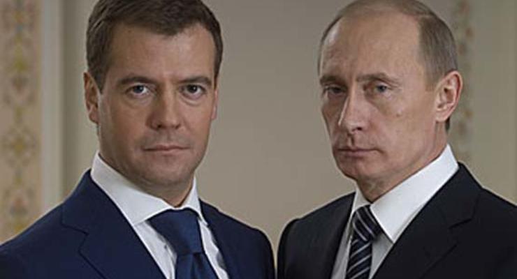 Фраза Медведев и Путин вошла в число мировых трендов Twitter
