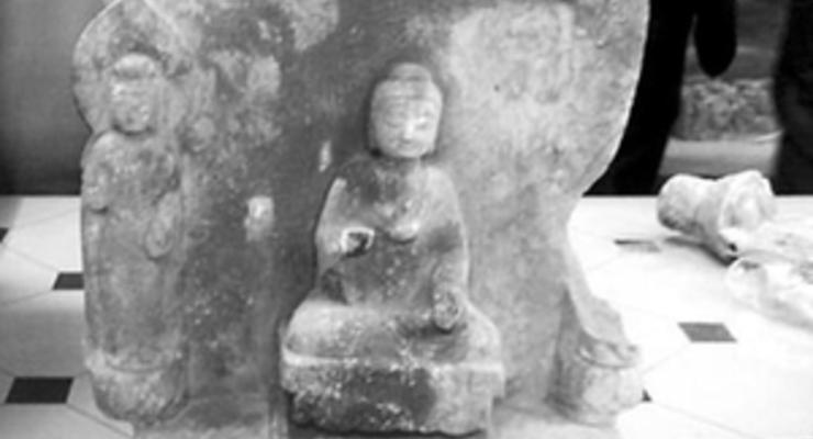 Китайские археологи нашли почти три тысячи статуй Будды