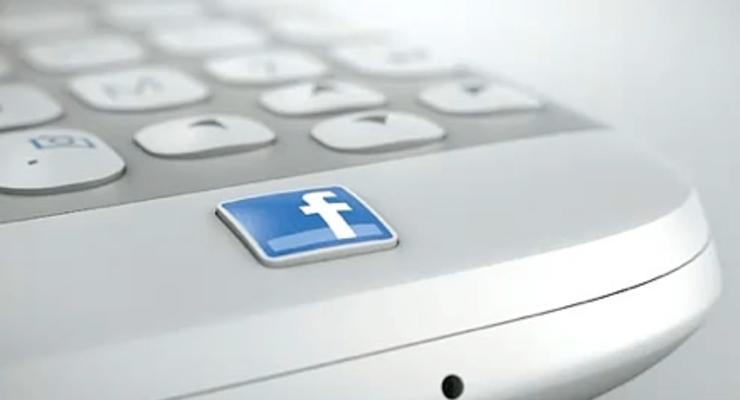 Назван срок выхода первого смартфона Facebook