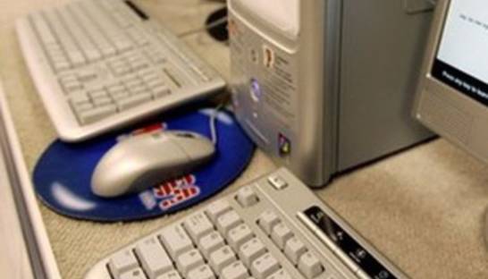 Психологи назвали причины использования крупного шрифта