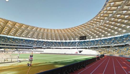 Google разрешил прогуляться по стадионам Евро-2012