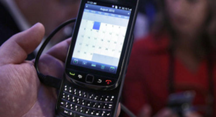 Производитель BlackBerry вынужден уволить две тысячи человек