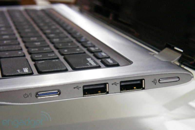 Samsung показал ультратонкие ноутбуки с сенсорным экраном / engadget.com