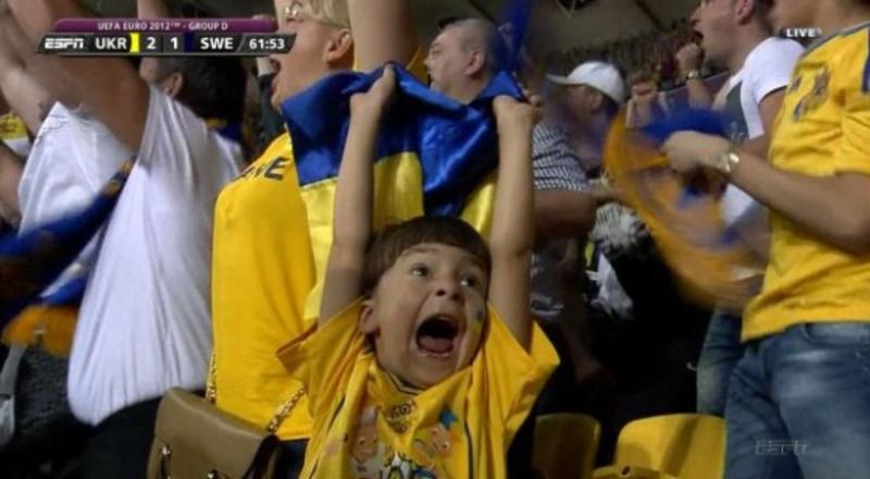 Шевченко и Украина взорвали мировой интернет / Скриншот с трансляции матча Украина-Швеция