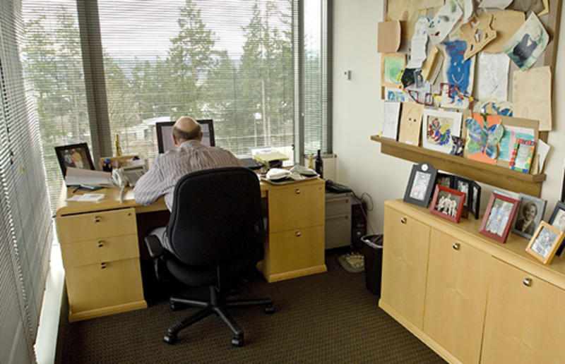 Сравните рабочие столы Джобса, Гейтса и Цукерберга / complex.com