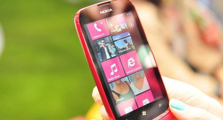 Самый доступный из Windows: обзор телефона Nokia Lumia 610