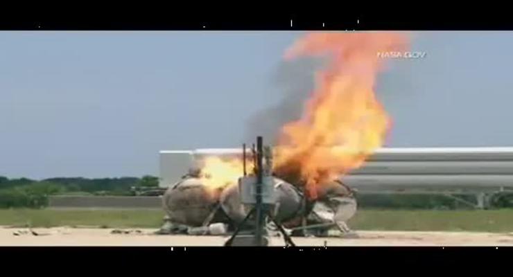Аппарат NASA взорвался во время взлета (ВИДЕО)