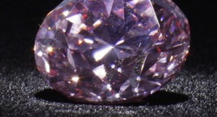 Ученые создали модификацию углерода, способную поцарапать алмаз