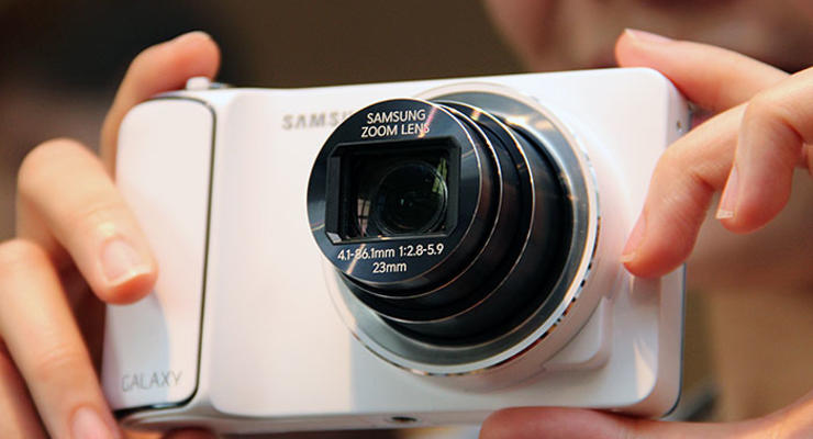 Фотографии на Android: Samsung показал гибрид Galaxy Camera