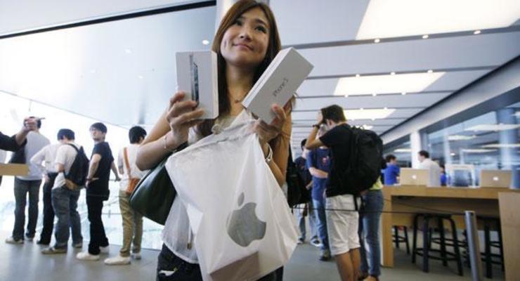 Мир помешался на Apple: начало продаж iPhone 5 (ФОТО)