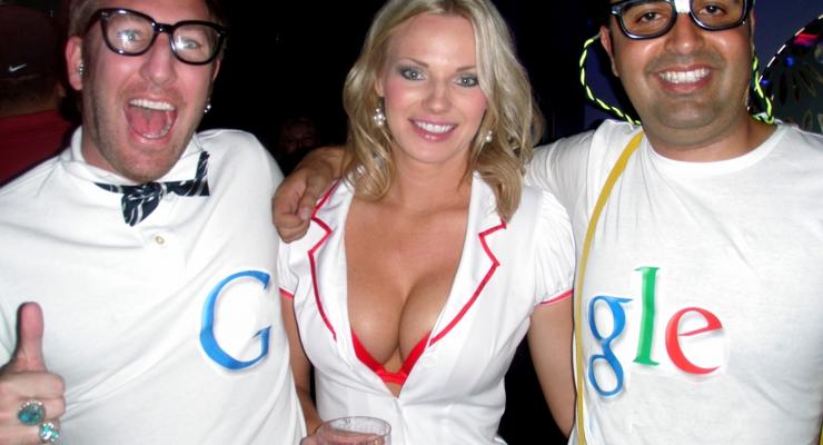 Корпорация добра: самые сексуальные логотипы Google (ФОТО)