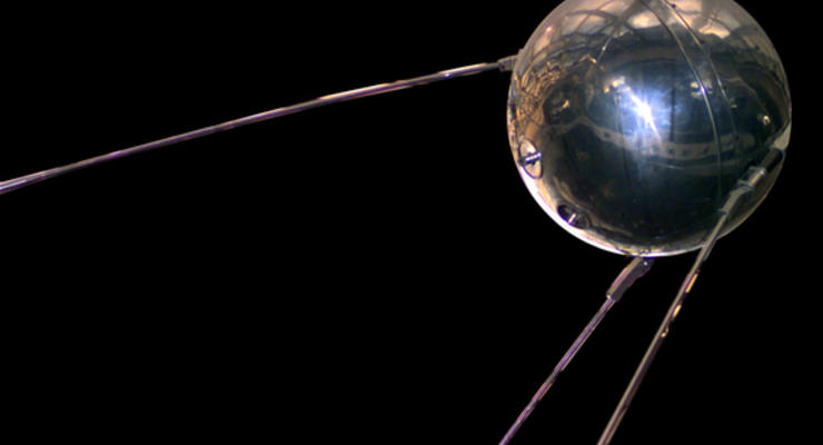 Как это было: 55 лет назад запустили первый спутник (ФОТО)