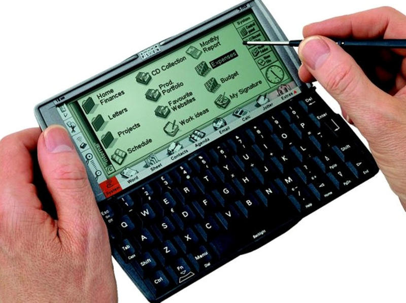 История КПК: какими были дедушки современных планшетов / gagadget.com