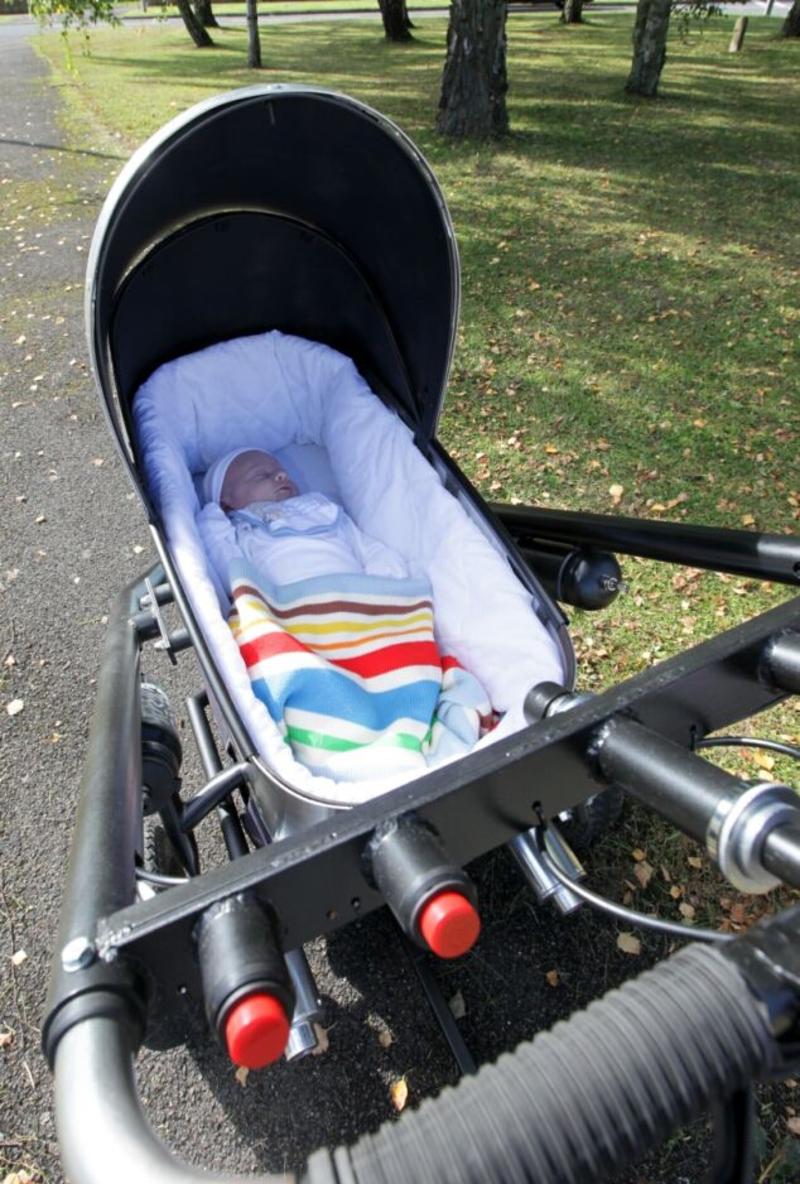 Сантехник создал самую быструю детскую коляску в мире (ФОТО, ВИДЕО) / Geoff Robinson