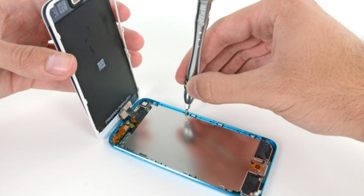 Экcперты: iPod touch пятого поколения почти не пригоден к ремонту