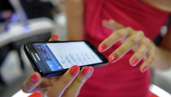 Анонсирован дешевый смартфон с дорогими возможностями