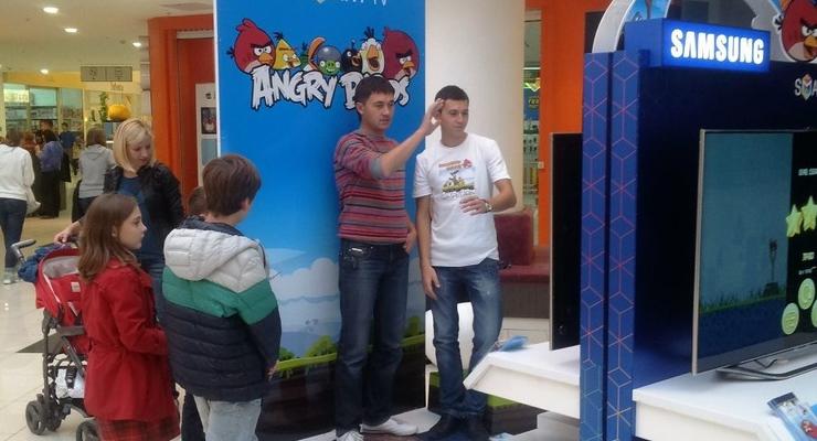 Поиграть в Angry Birds — на большом экране и бесплатно!