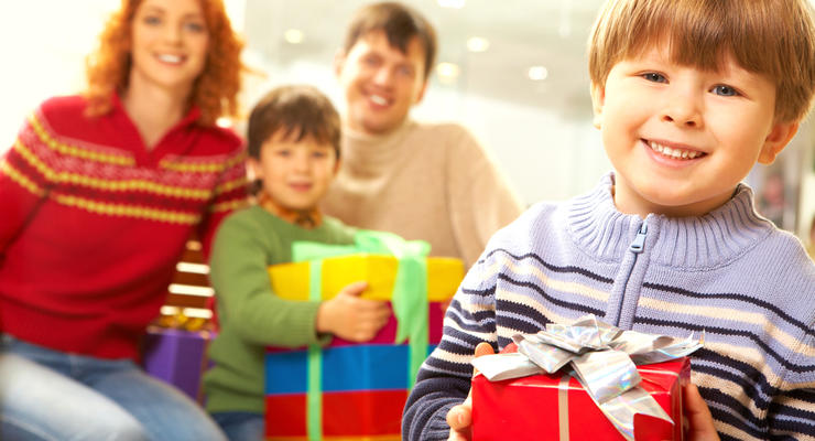 Названы самые желанные подарки для детей на Новый год