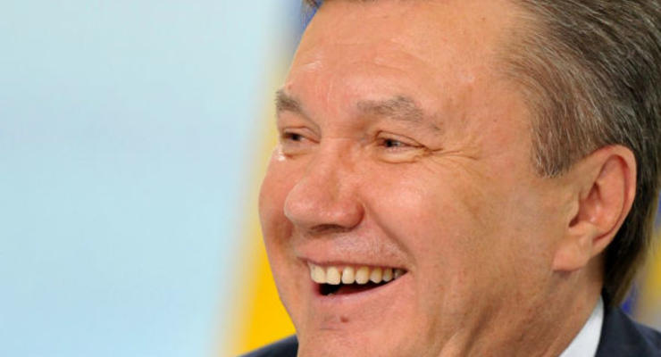 Янукович взломал iPad mini: по интернету гуляет новый фейк