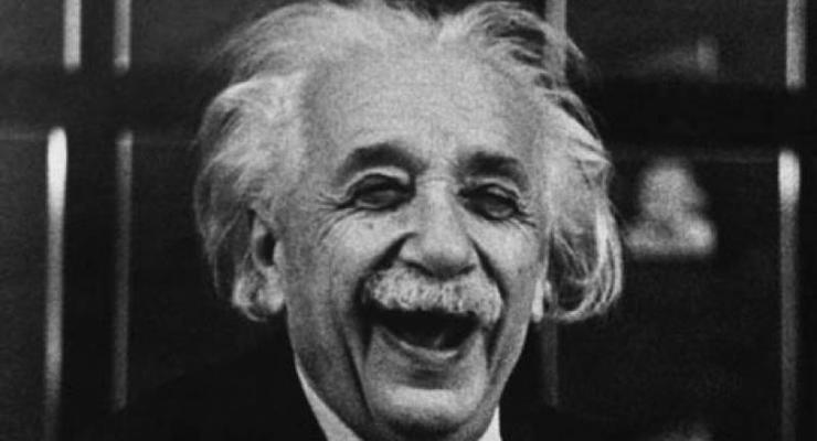 Спирт помог спасти Теорию относительности Эйнштейна