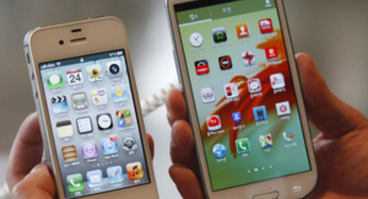 Борьба титанов: Apple и Samsung подмяли под себя рынок смартфонов