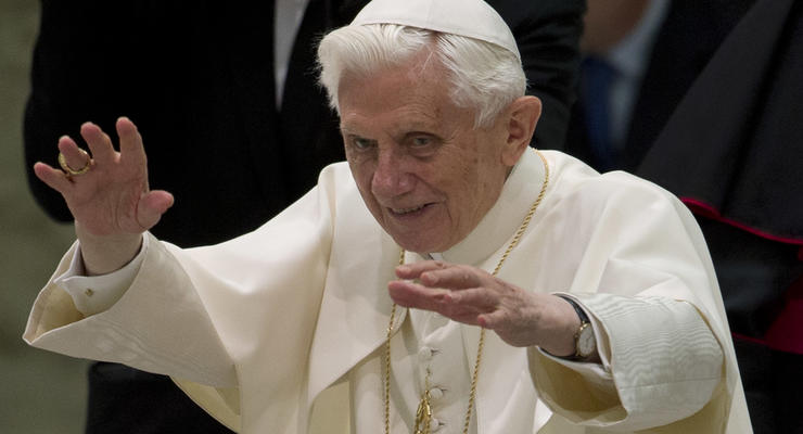 Страсти по папе: Предсказание о конце света потрясло мир