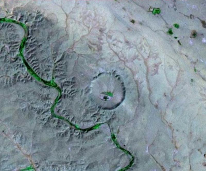ТОП-10 самых больших метеоритных кратеров на Земле / wdict.net