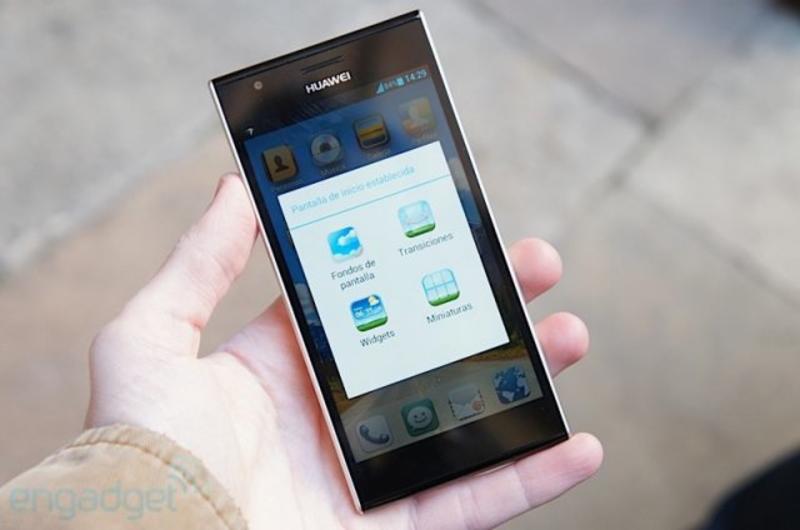 MWC 2013: лучший китайский смартфон показали на выставке (ВИДЕО) / engadget.com