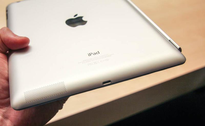 Обзор iPad 4: Новые плюшки «яблочного» планшета / pocket-lint.com