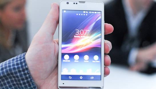 Sony показала новый смартфон - Xperia SP (ФОТО)