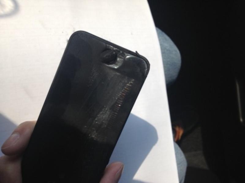 iPhone 5 взорвался в руках у владельца / iphones.ru
